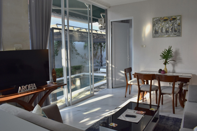 Aroha villa Dining